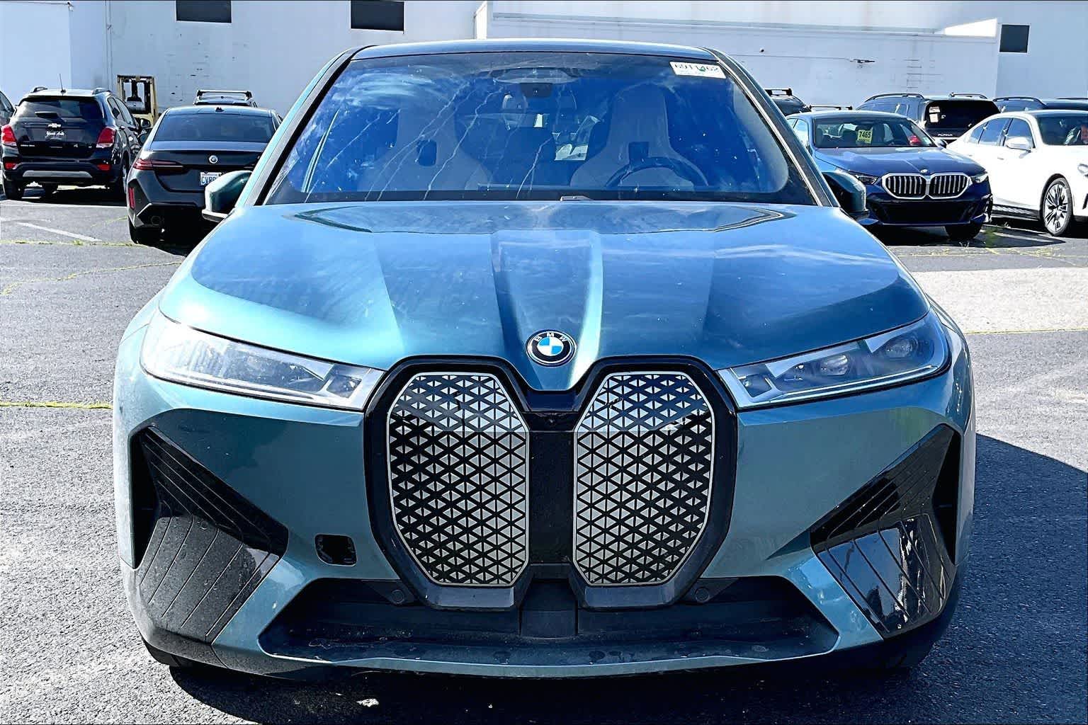 Thumbnail: 2025 BMW iX - 6