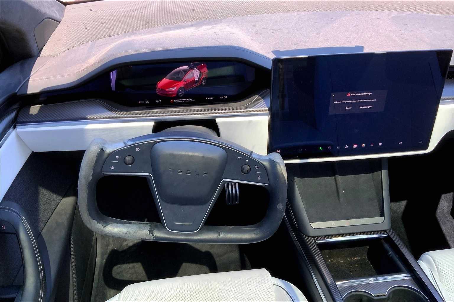 2022 Tesla Model X Plaid 15