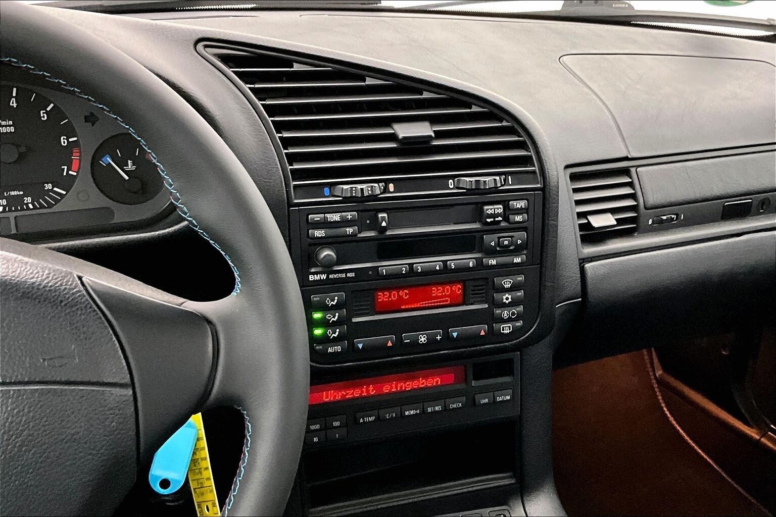 Thumbnail: 1998 BMW 3 Series - 15