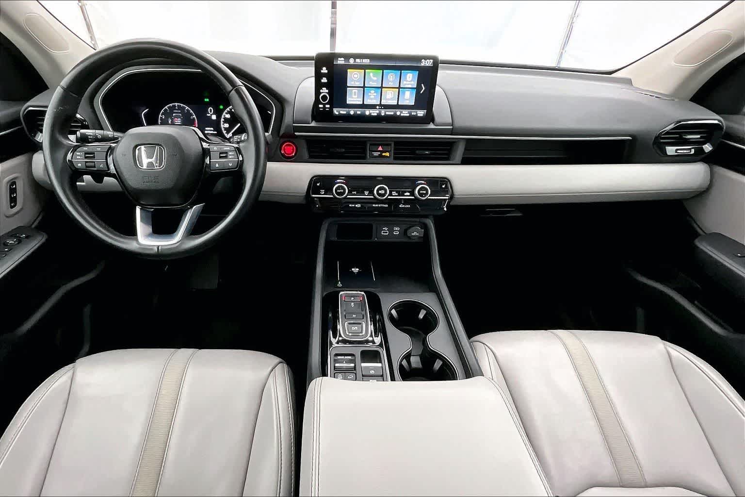 Thumbnail: 2023 Honda Pilot - 10