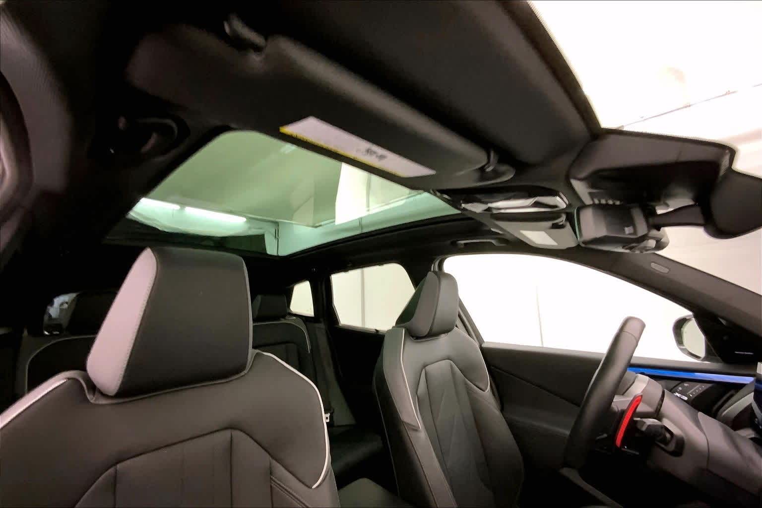 Thumbnail: 2025 BMW X3 - 30