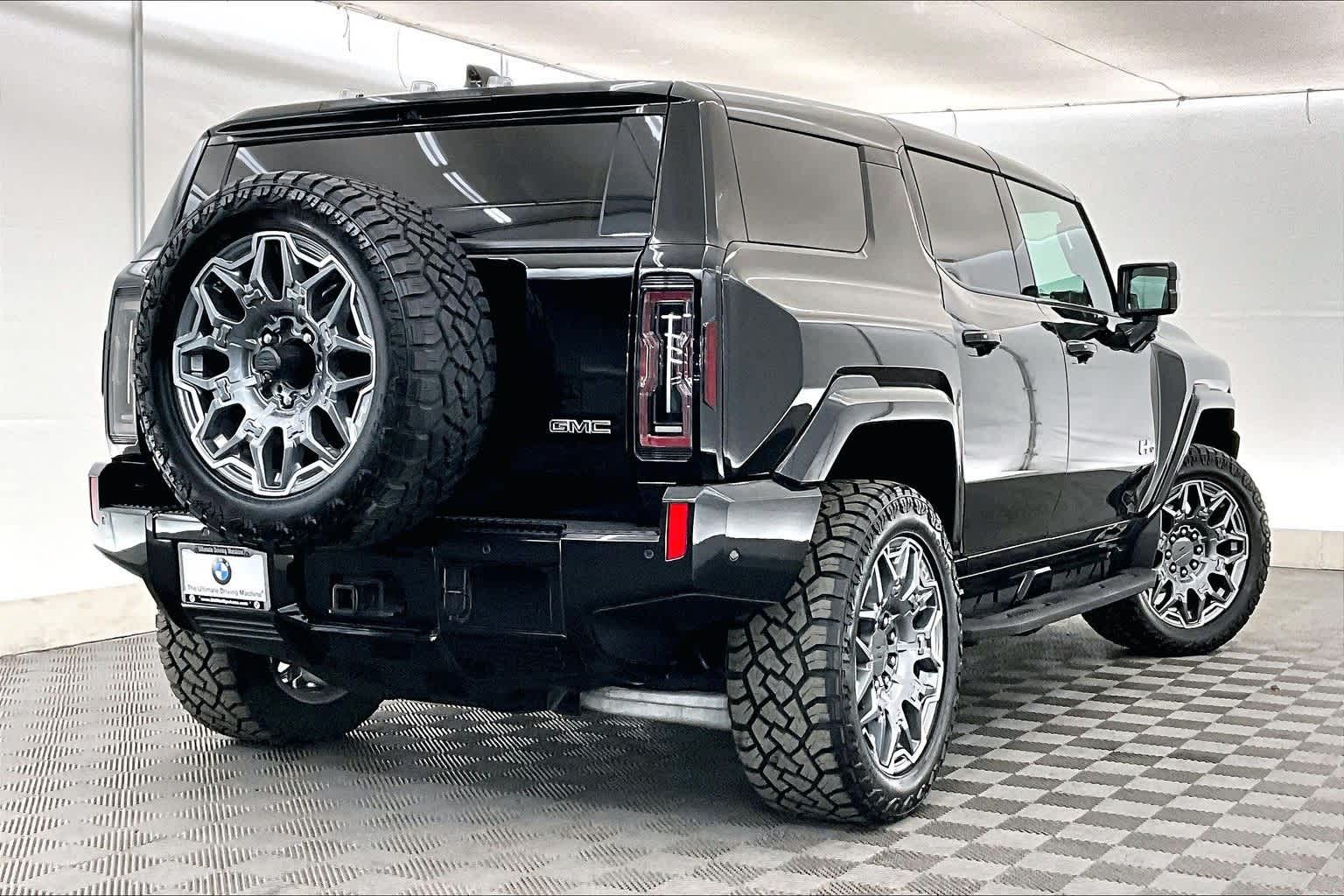 Thumbnail: 2025 GMC Hummer EV - 22