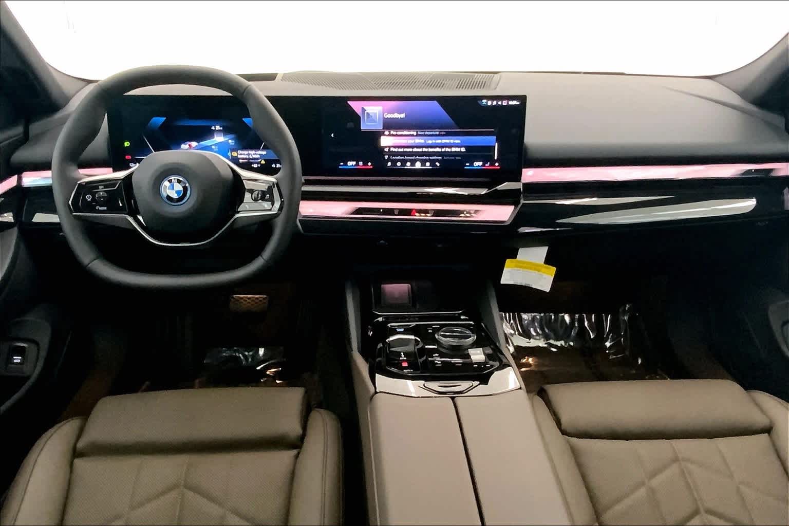 Thumbnail: 2024 BMW i5 - 10