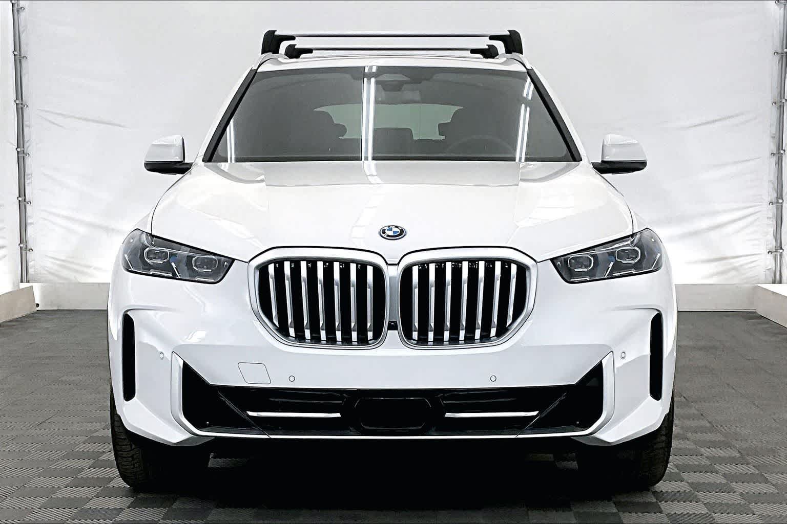 Thumbnail: 2026 BMW X5 - 6
