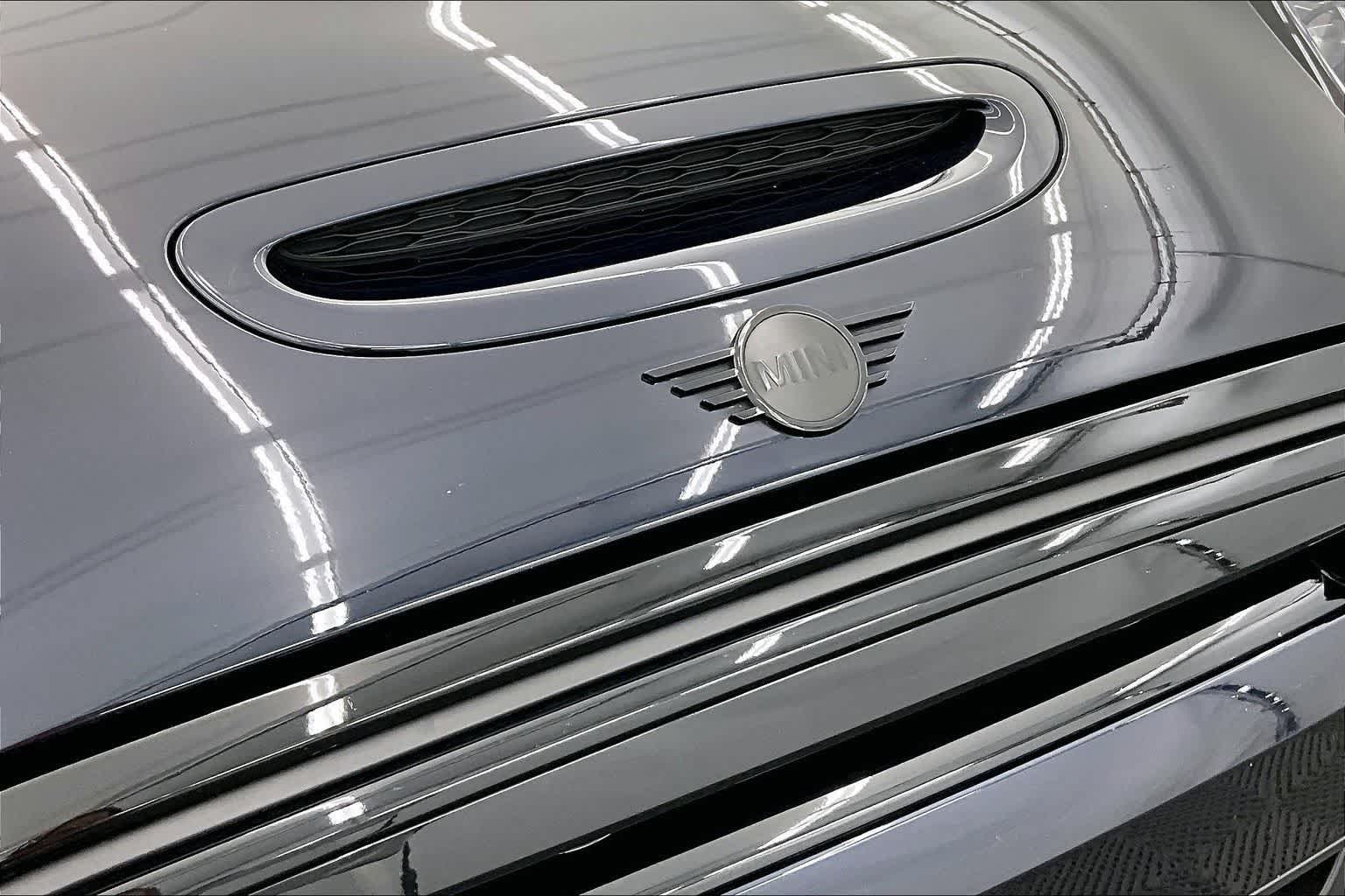 Thumbnail: 2024 MINI Cooper Hardtop - 32
