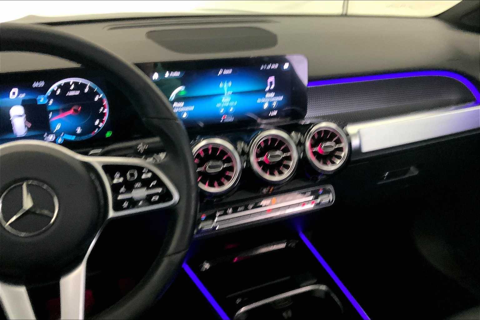 Thumbnail: 2022 Mercedes-Benz GLB - 15