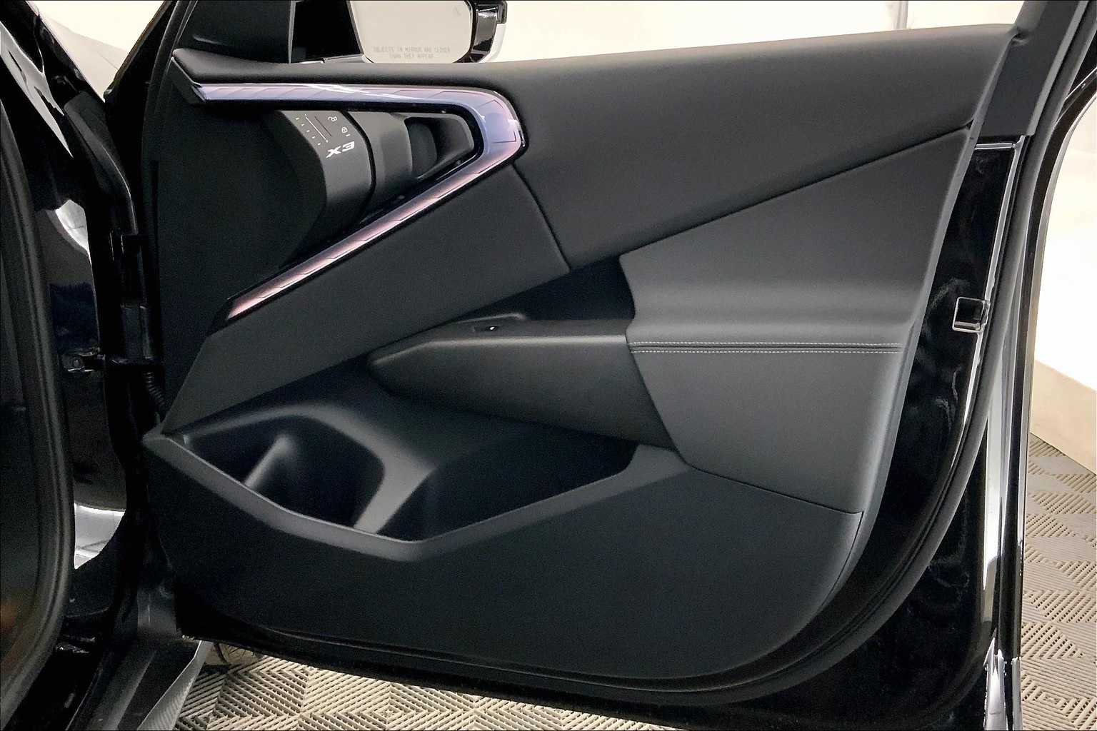 Thumbnail: 2025 BMW X3 - 28