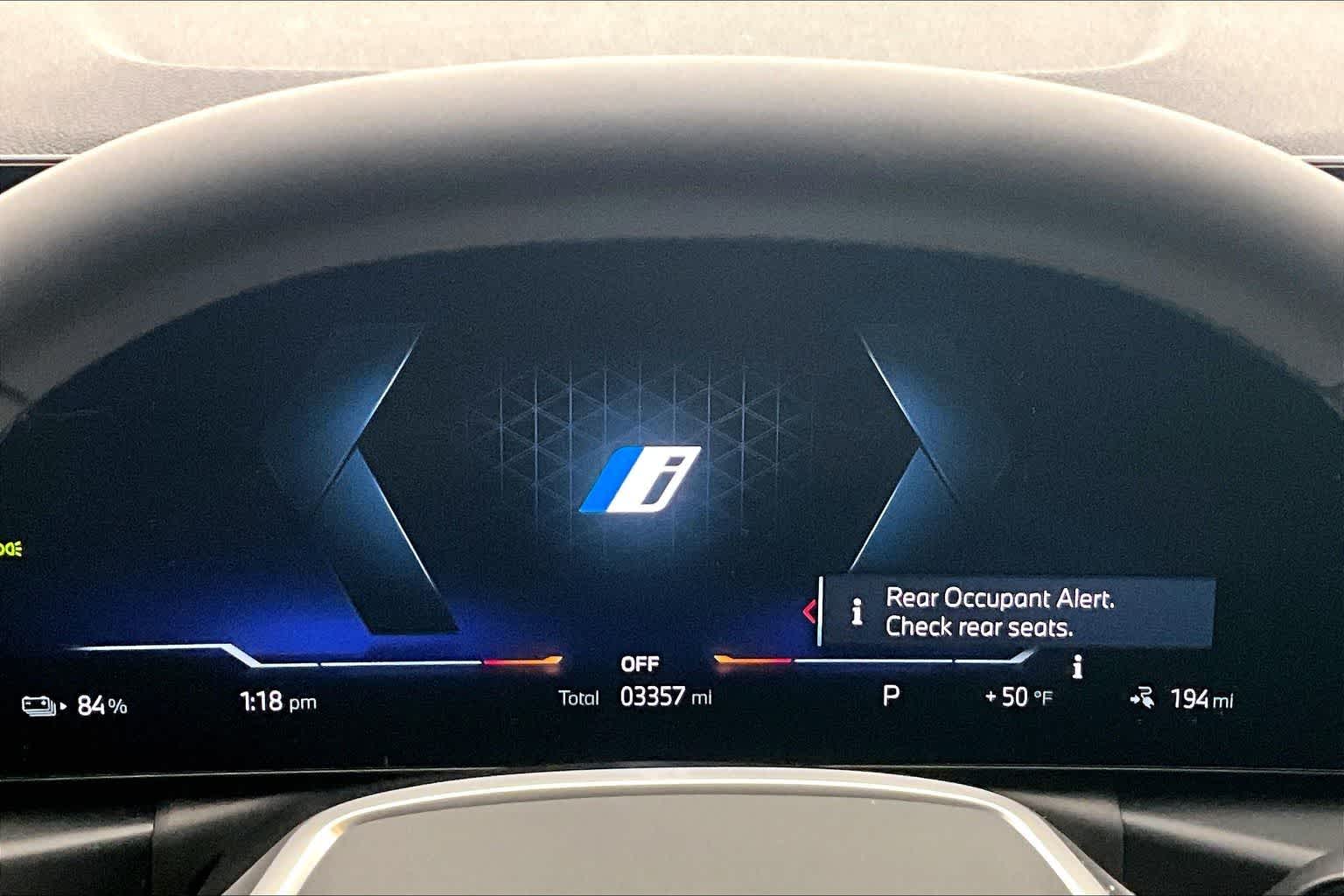 Thumbnail: 2025 BMW i4 - 17