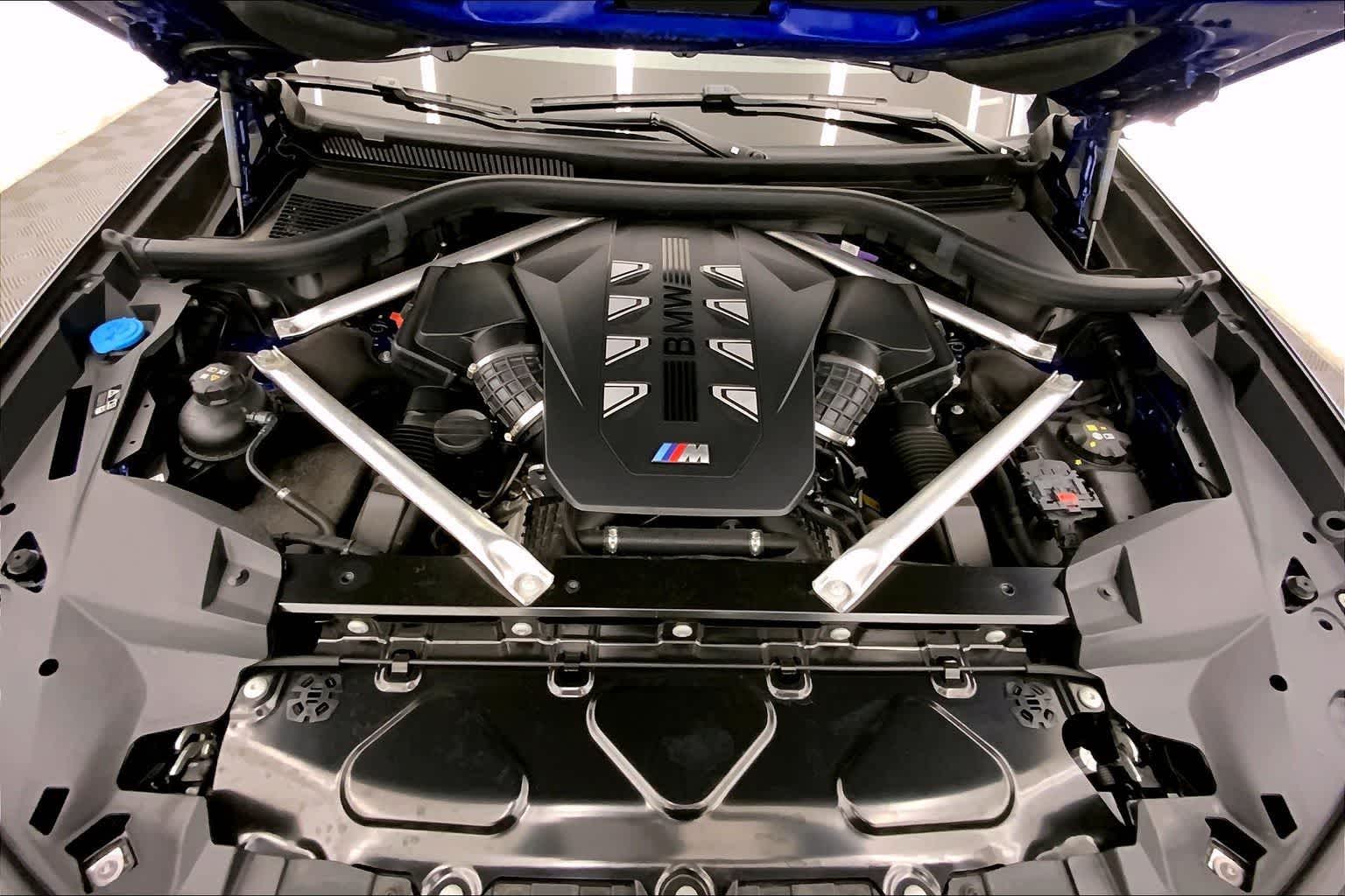 Thumbnail: 2024 BMW X7 - 9