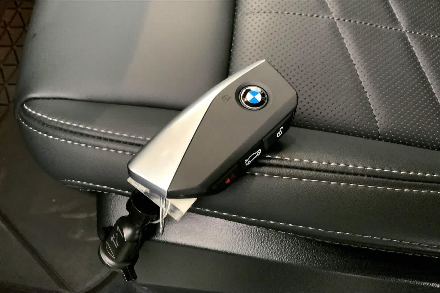 Thumbnail: 2025 BMW X1 - 19