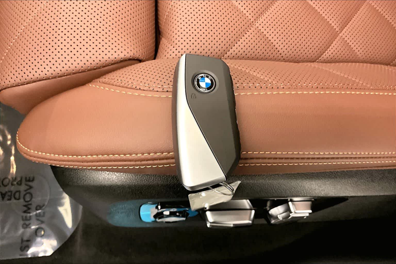 Thumbnail: 2026 BMW X5 - 20