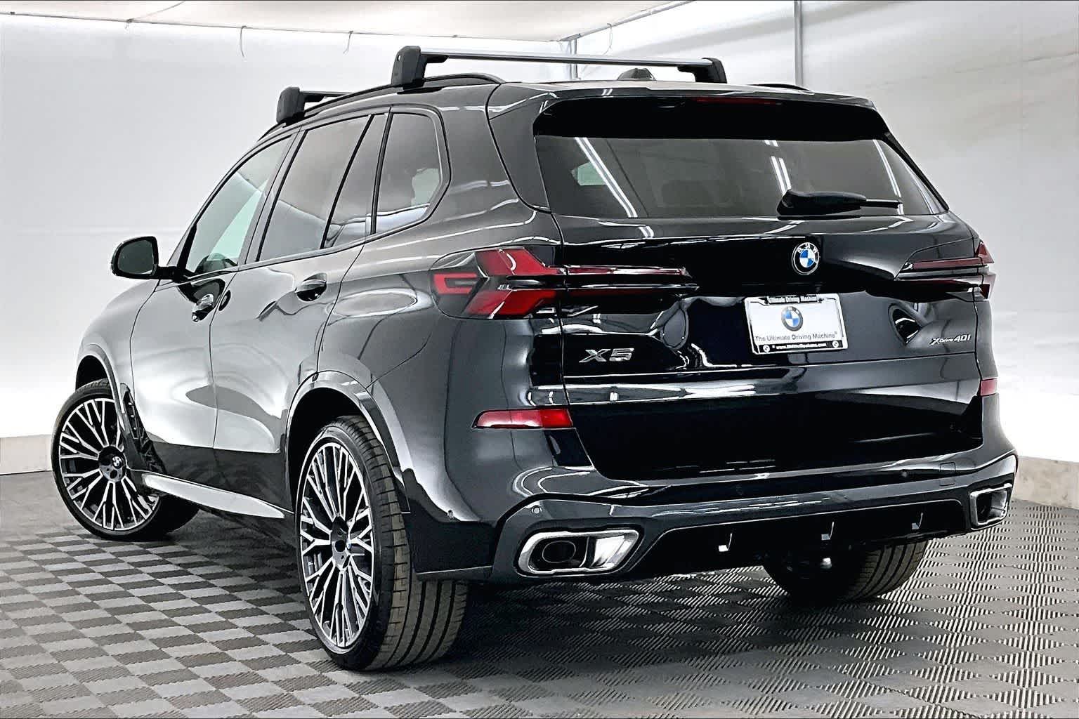 Thumbnail: 2026 BMW X5 - 4