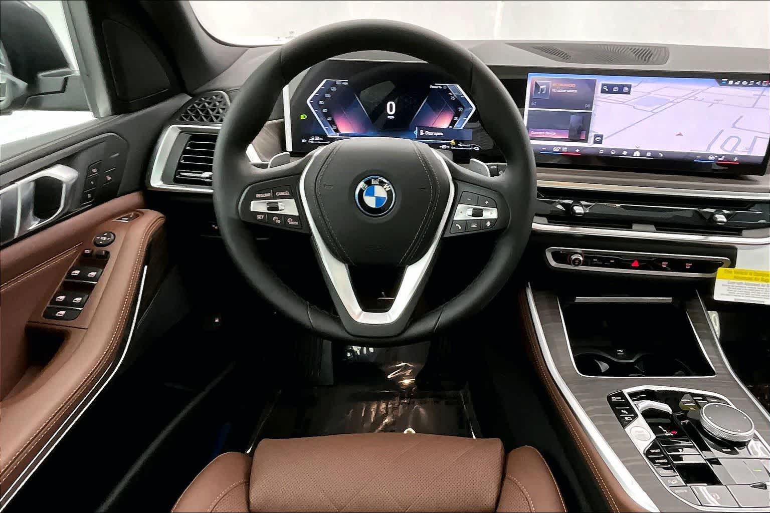 Thumbnail: 2026 BMW X5 - 15