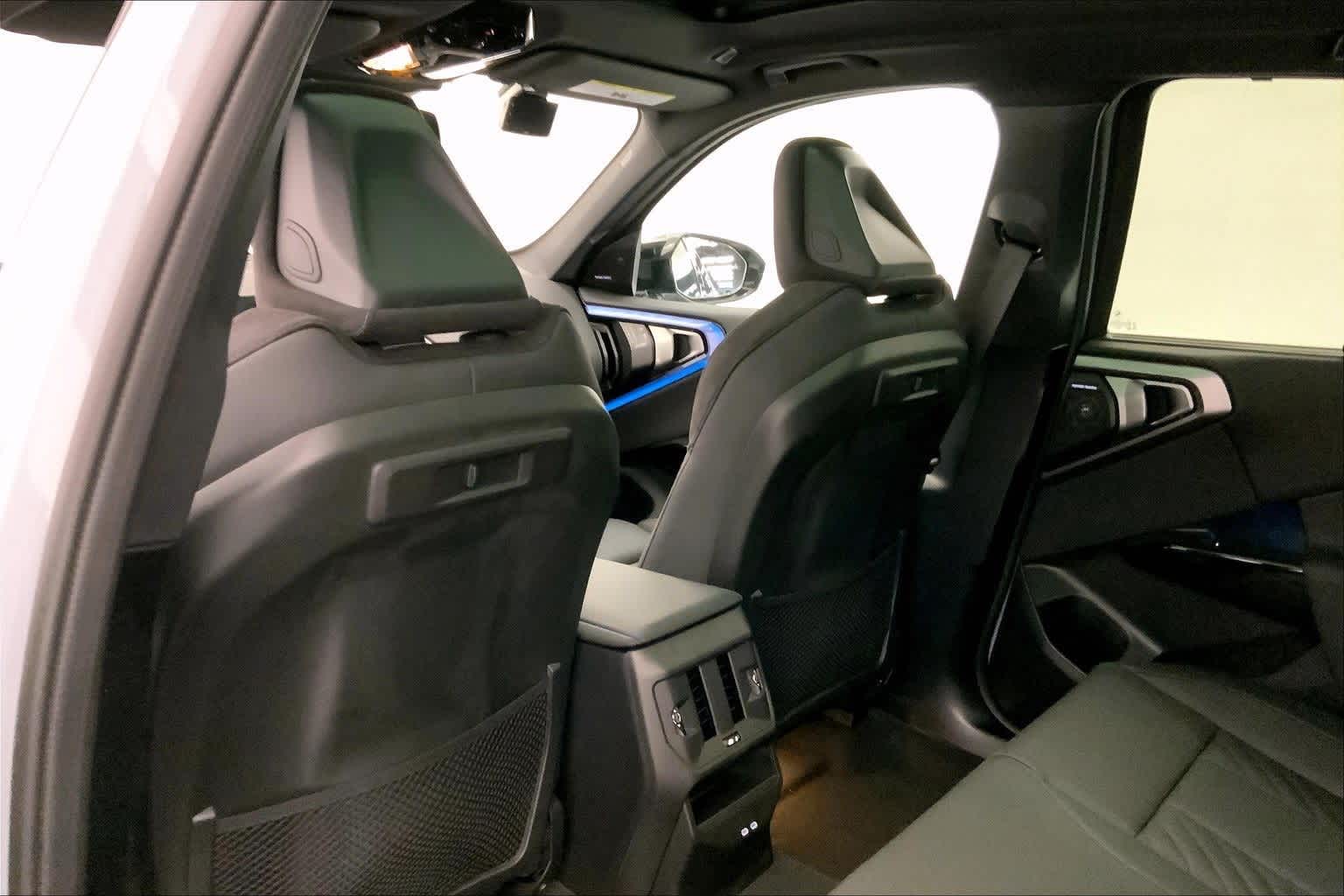 Thumbnail: 2026 BMW X3 - 12