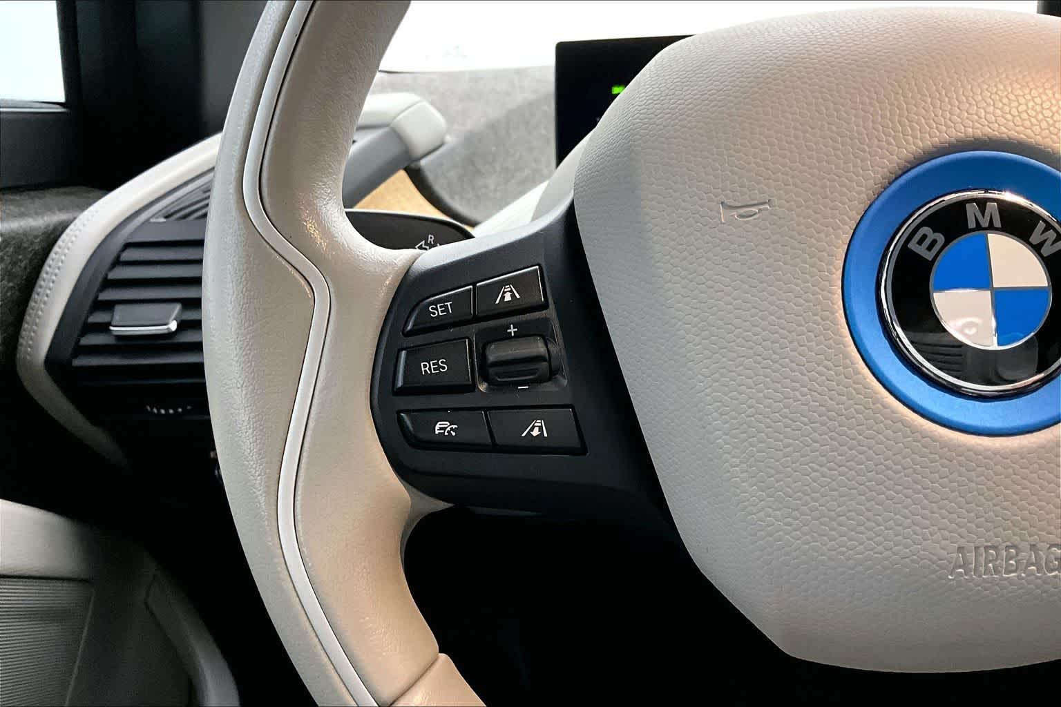 Thumbnail: 2019 BMW i3 - 24