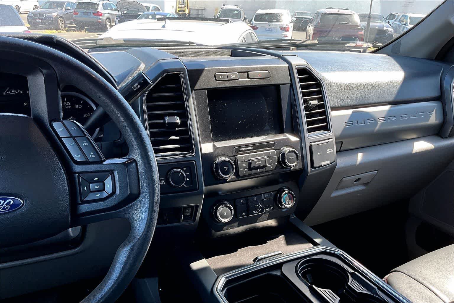 Thumbnail: 2022 Ford F-250 - 16