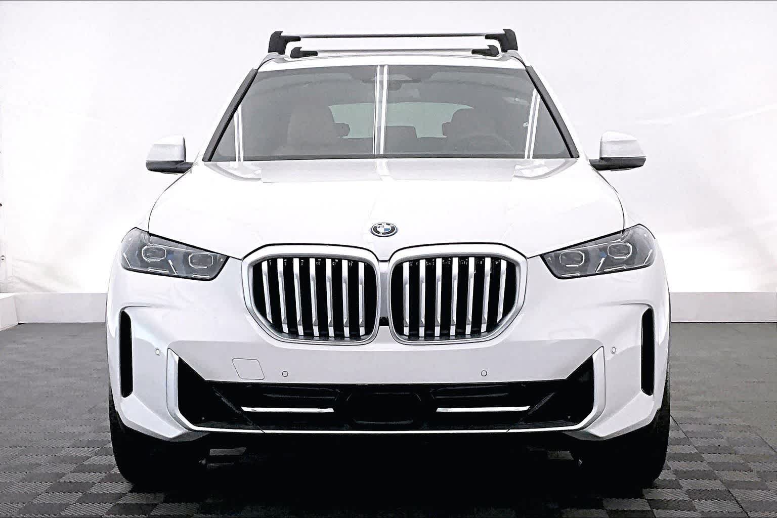 Thumbnail: 2026 BMW X5 - 6