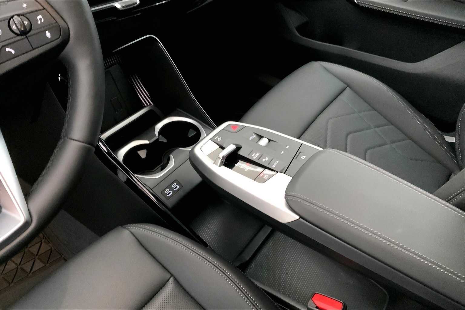 Thumbnail: 2025 BMW X1 - 16