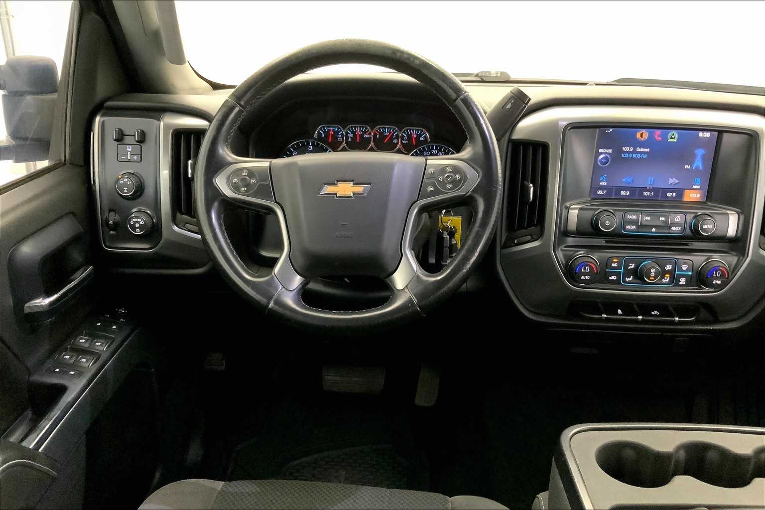 Thumbnail: 2015 Chevrolet Silverado 2500 - 14