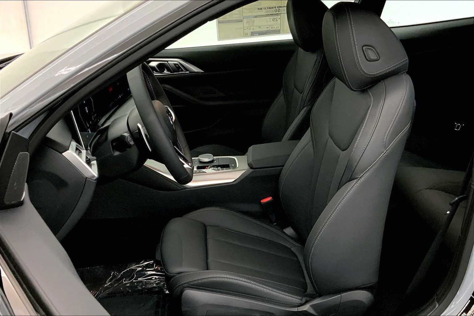 Thumbnail: 2026 BMW 4 Series - 11