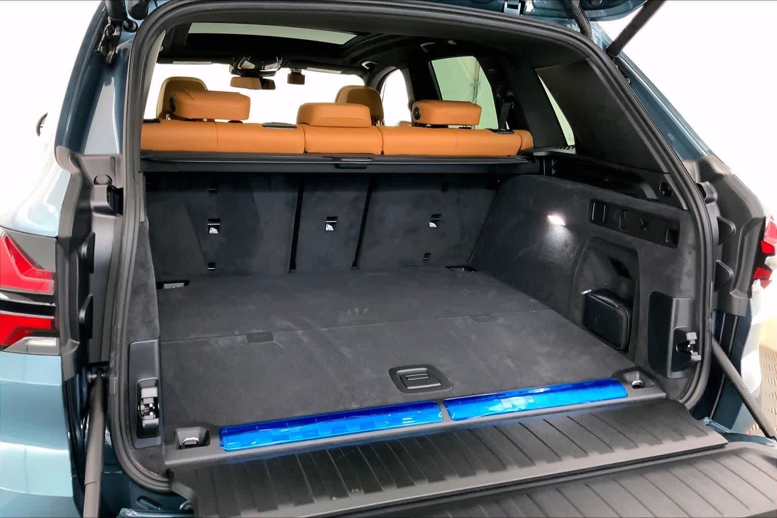 Thumbnail: 2026 BMW X5 - 19