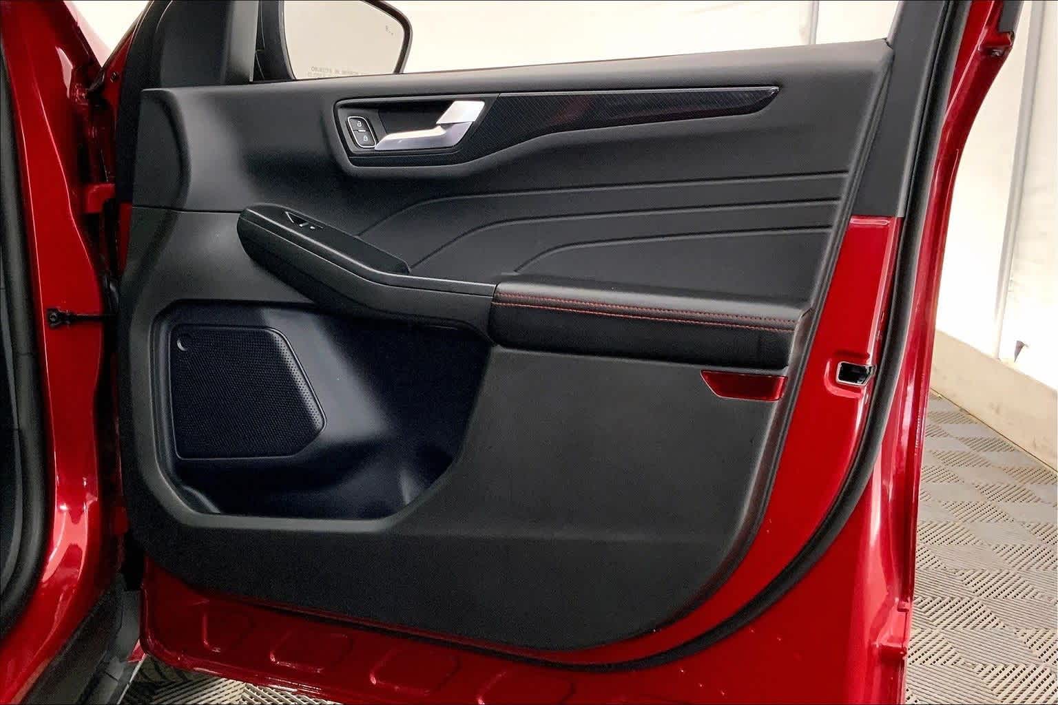 Thumbnail: 2024 Ford Escape - 28