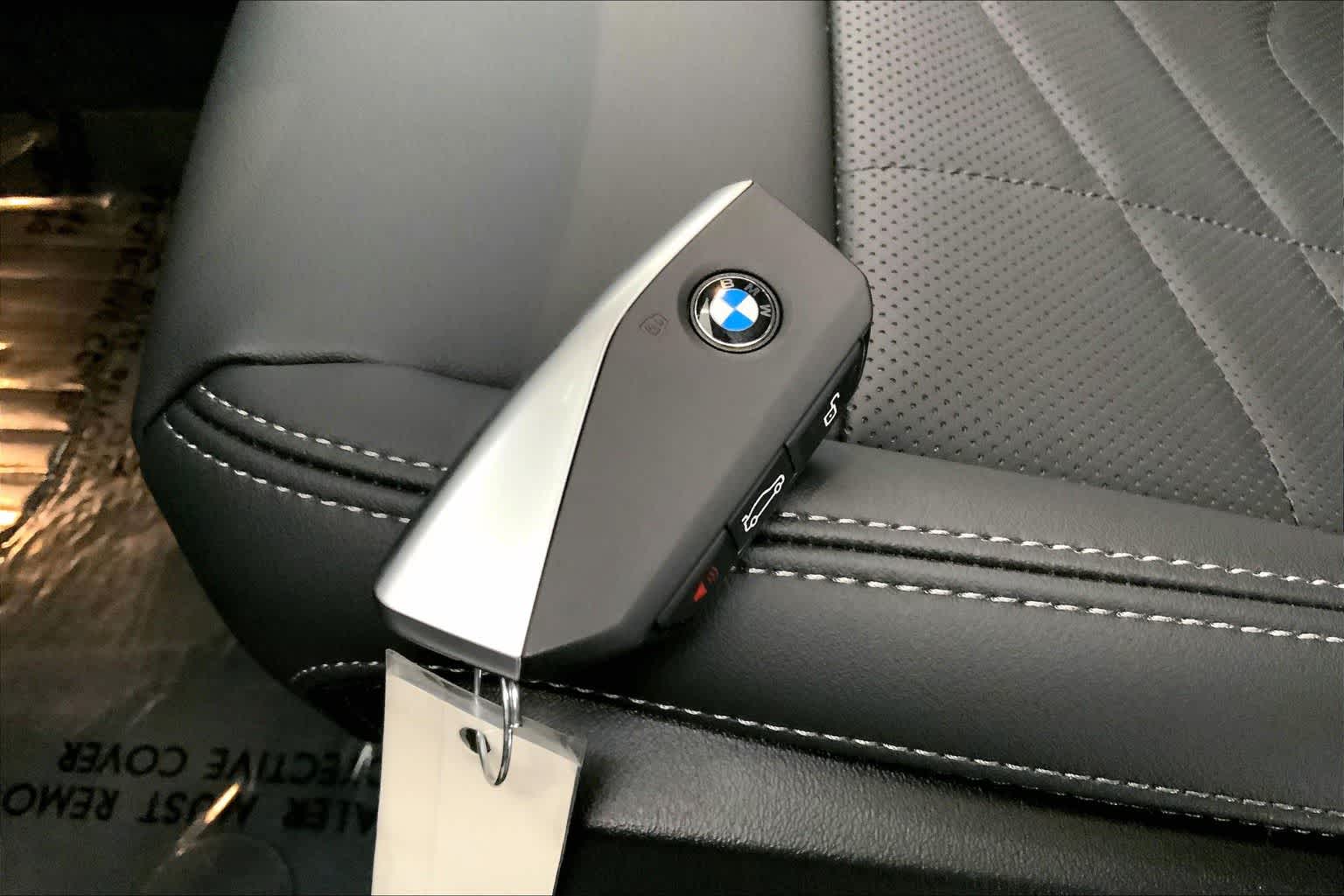 Thumbnail: 2025 BMW X1 - 20