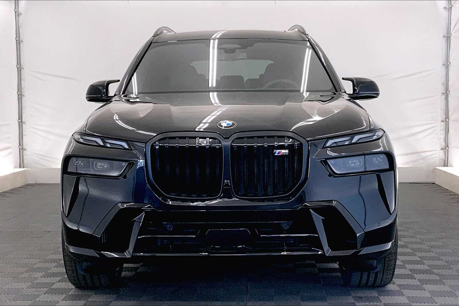 Thumbnail: 2026 BMW X7 - 6
