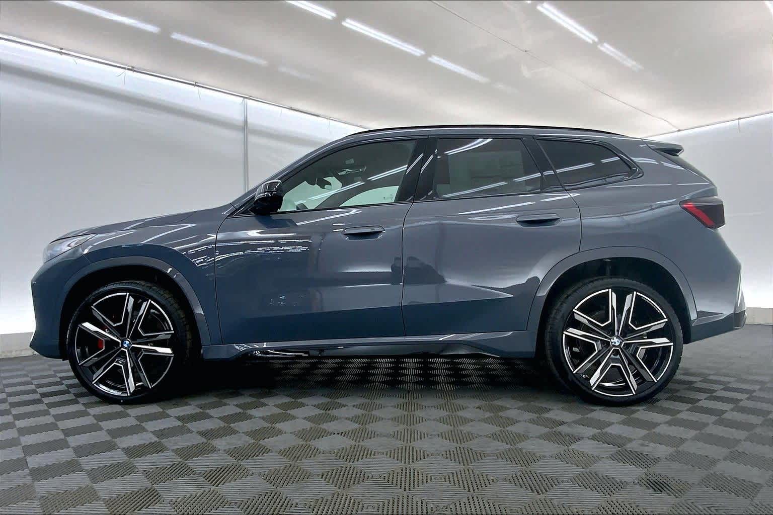 Thumbnail: 2026 BMW X1 - 3