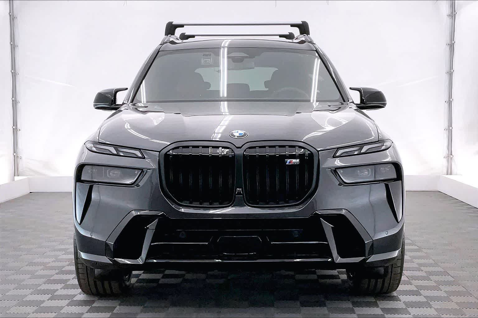 Thumbnail: 2026 BMW X7 - 6