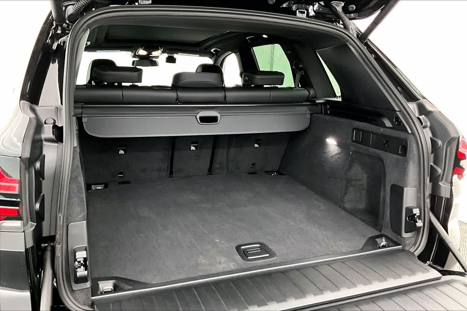 Thumbnail: 2026 BMW X5 - 19