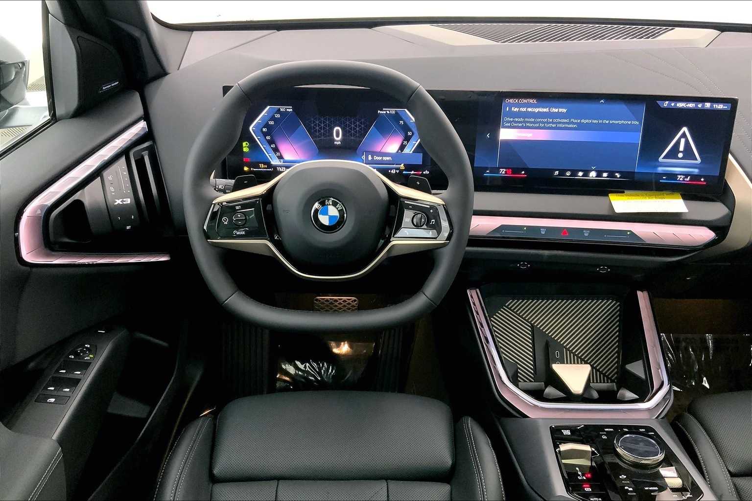 Thumbnail: 2025 BMW X3 - 15