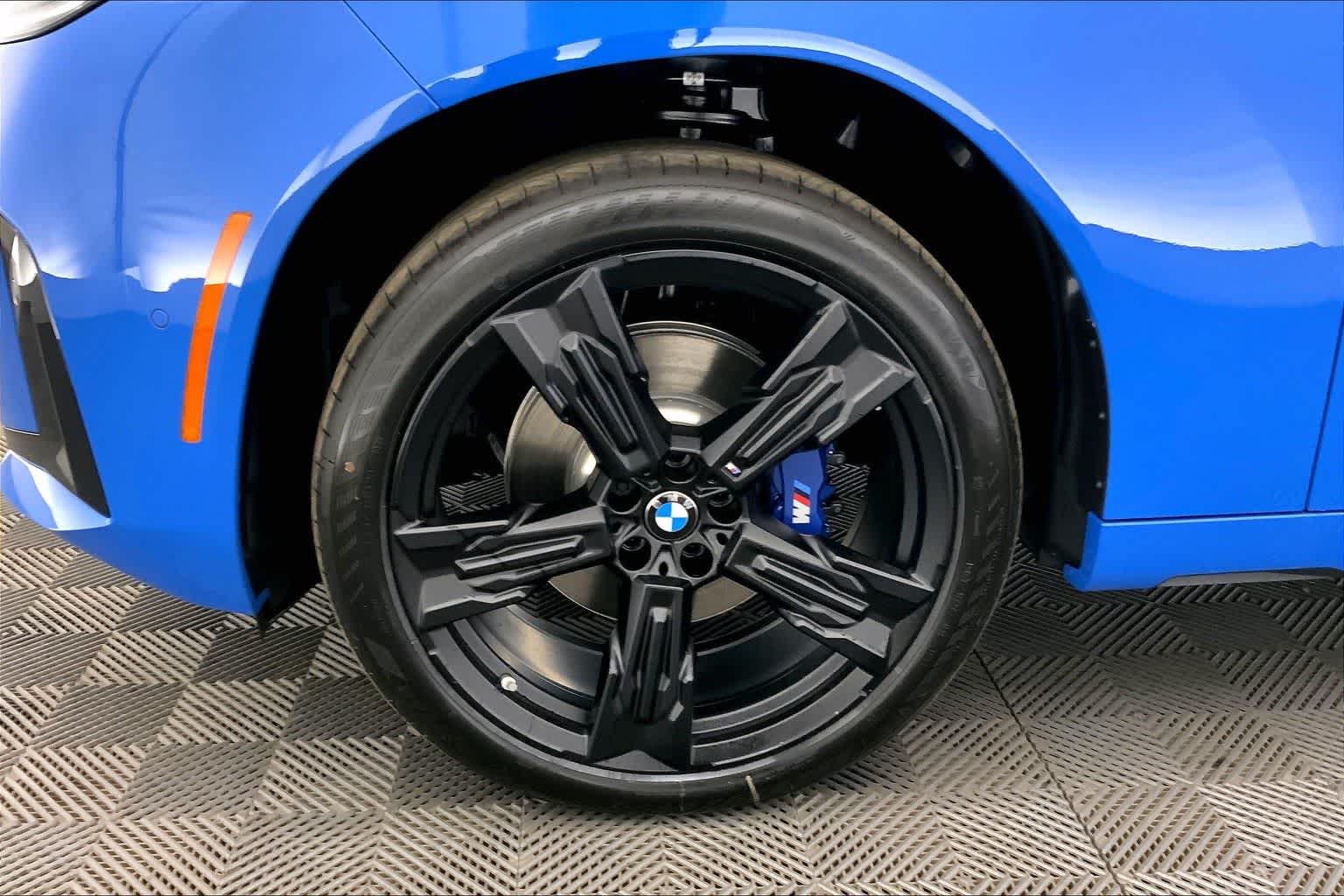 Thumbnail: 2025 BMW X3 - 8