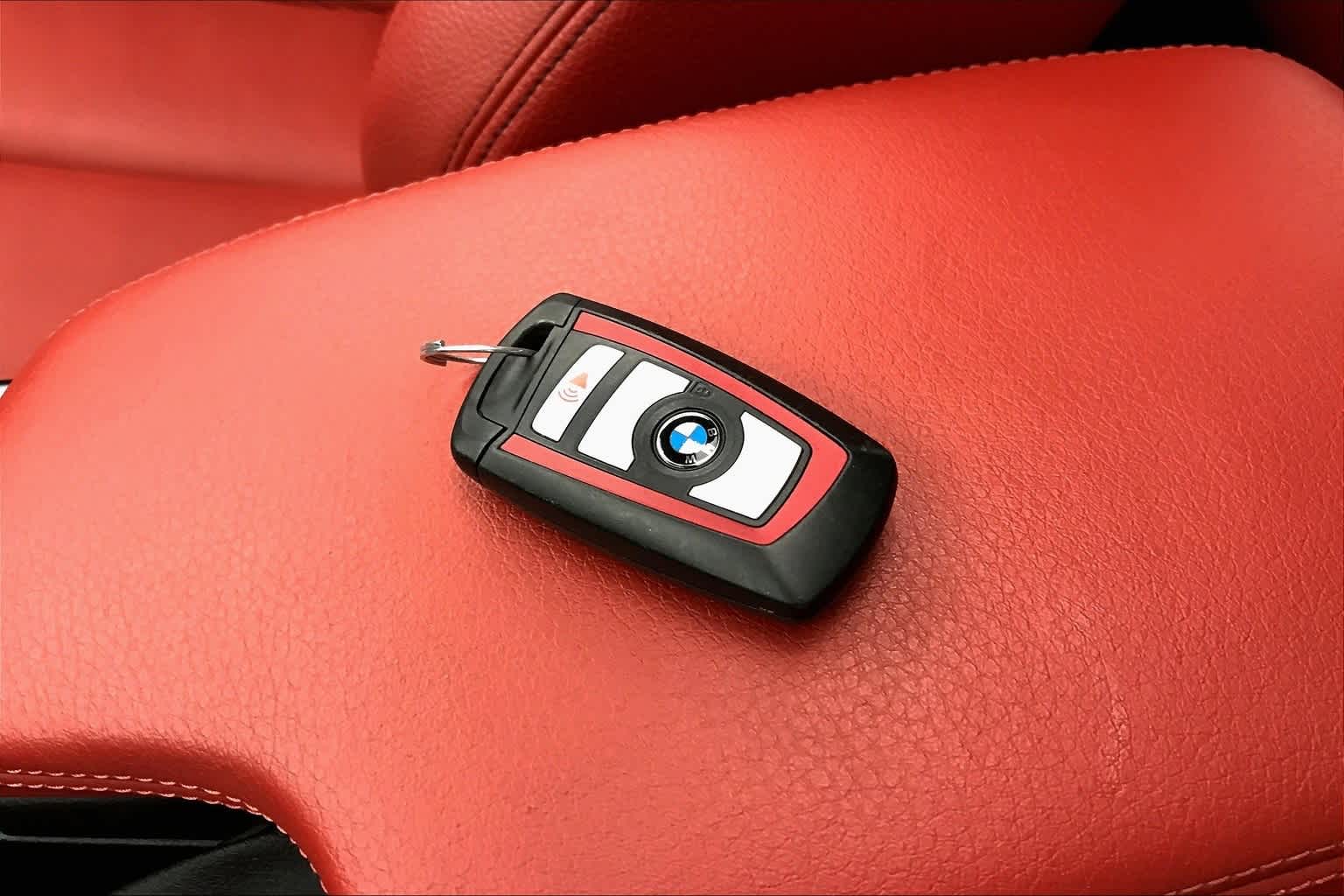 Thumbnail: 2016 BMW 3 Series - 11