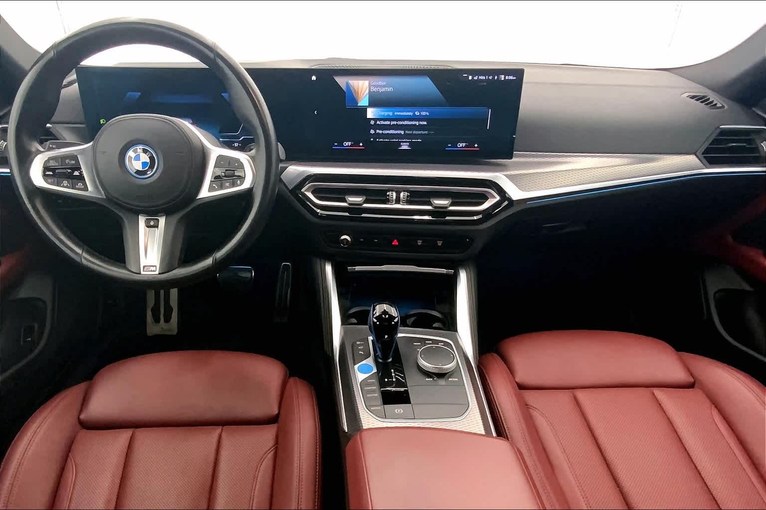 Thumbnail: 2022 BMW i4 - 10