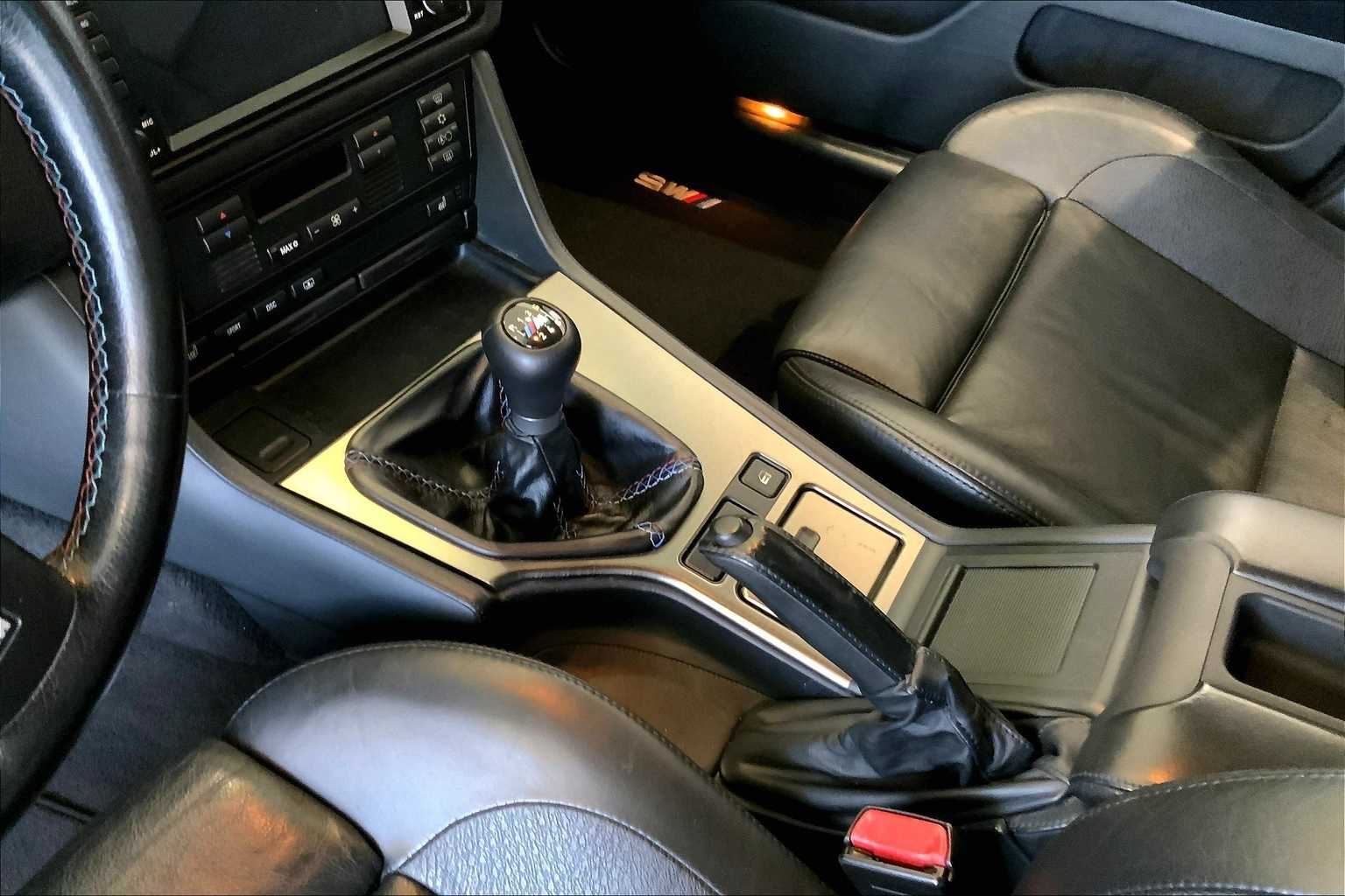 Thumbnail: 2001 BMW M5 - 16