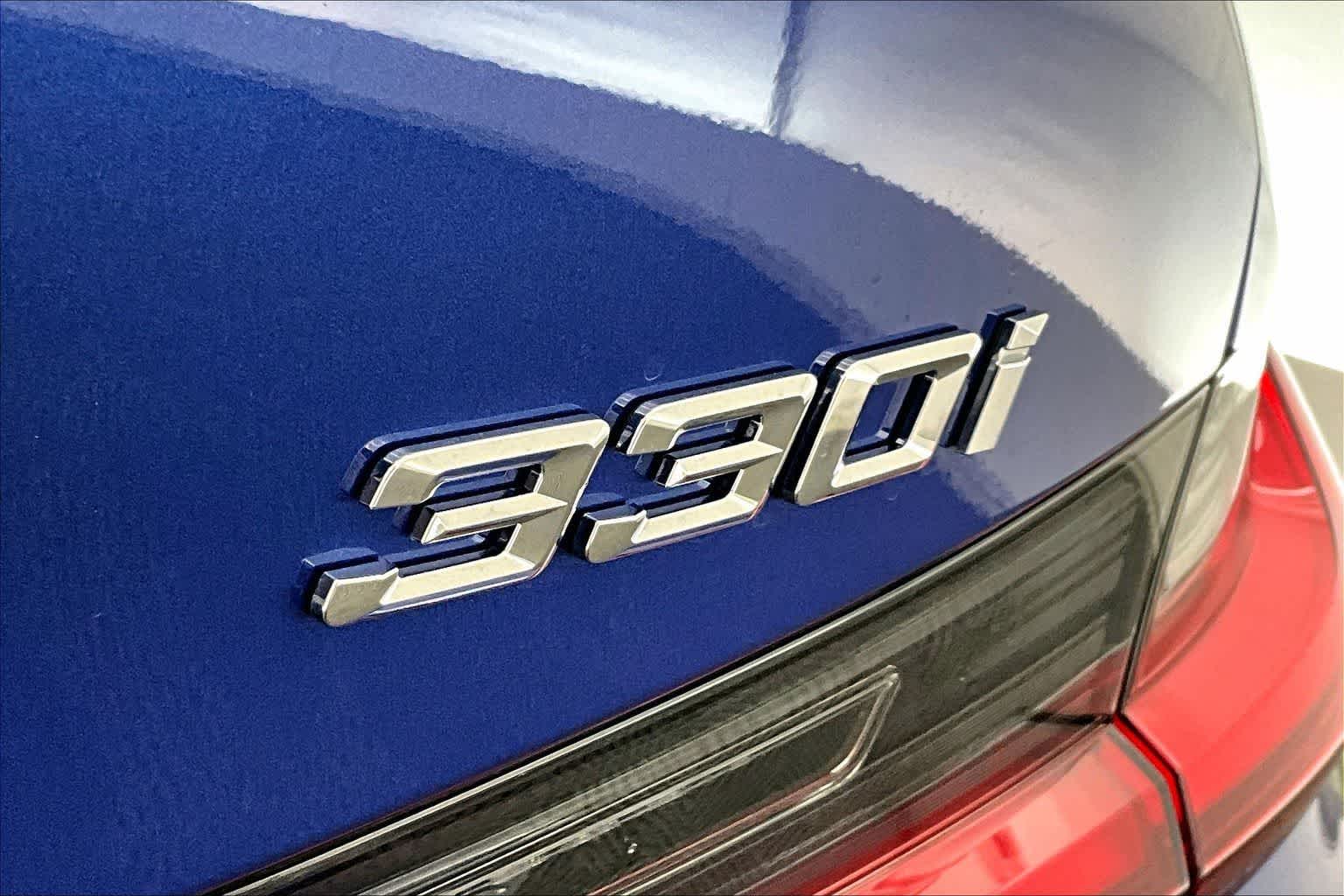 Thumbnail: 2026 BMW 3 Series - 7