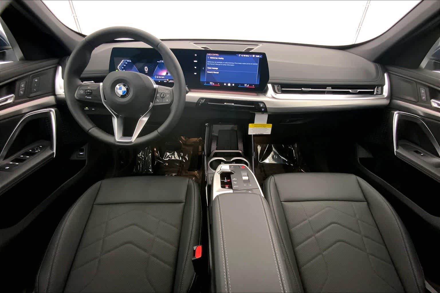 Thumbnail: 2026 BMW X1 - 10