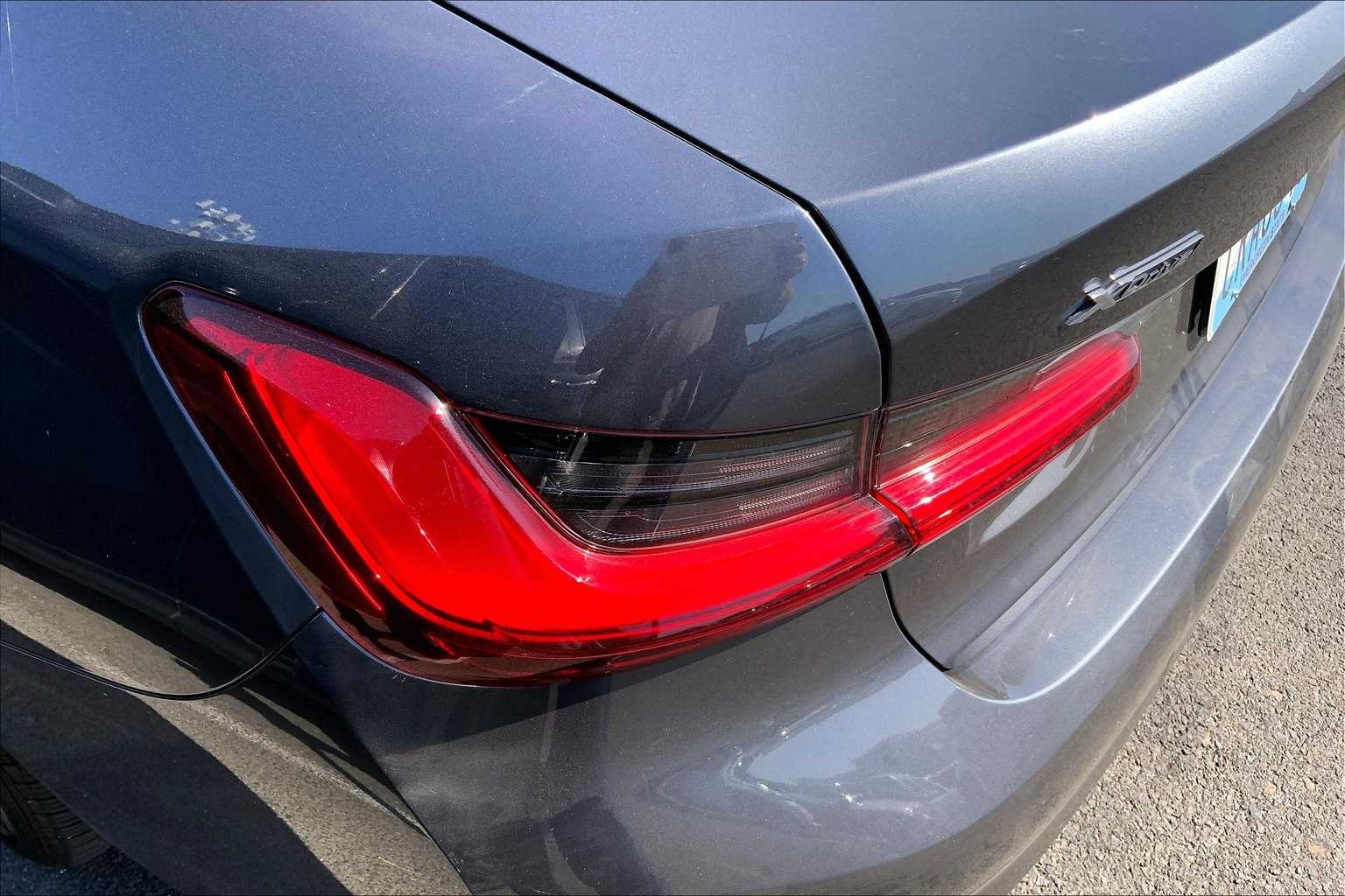 Thumbnail: 2021 BMW 3 Series - 16