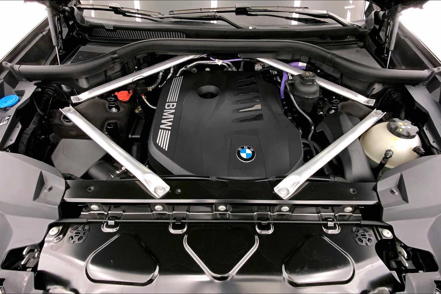 Thumbnail: 2024 BMW X7 - 9