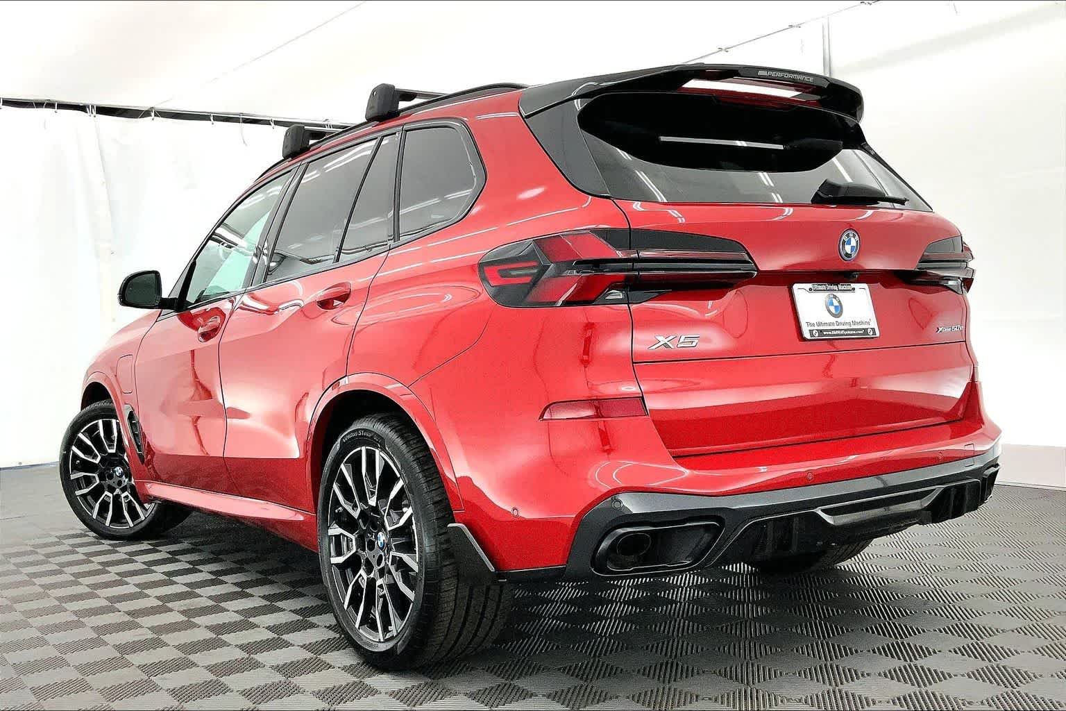 Thumbnail: 2026 BMW X5 - 4