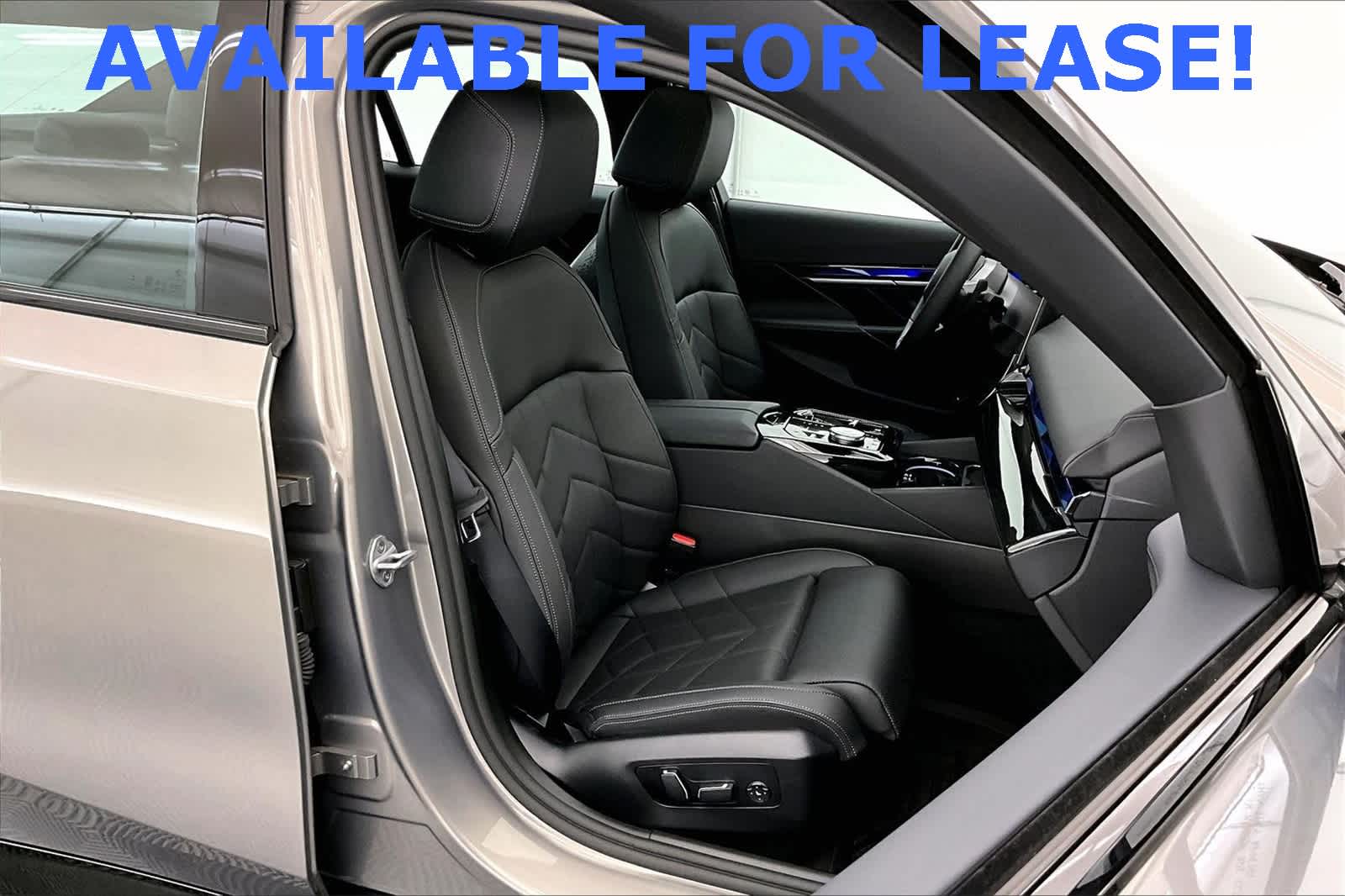 Thumbnail: 2025 BMW 5 Series - 13