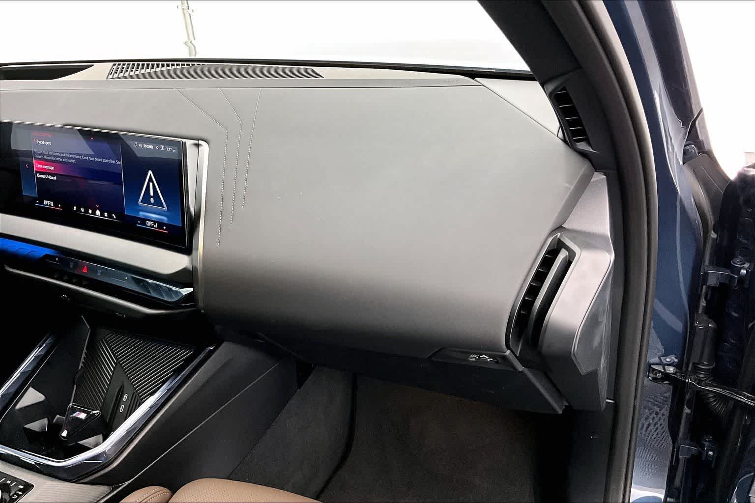 Thumbnail: 2025 BMW X3 - 23