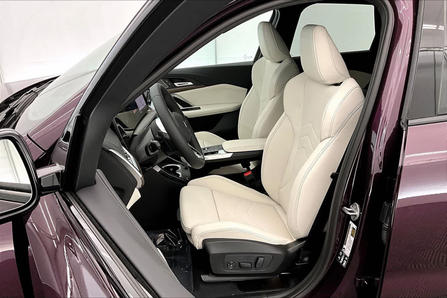 Thumbnail: 2026 BMW X1 - 11