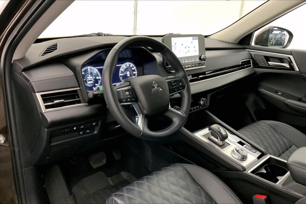 Used 2023 Mitsubishi Outlander Plug-In Hybrid SEL SUV