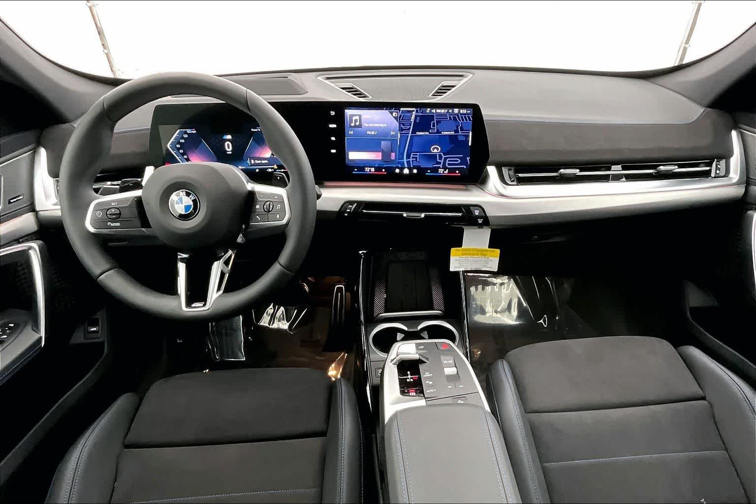 Thumbnail: 2026 BMW X1 - 10