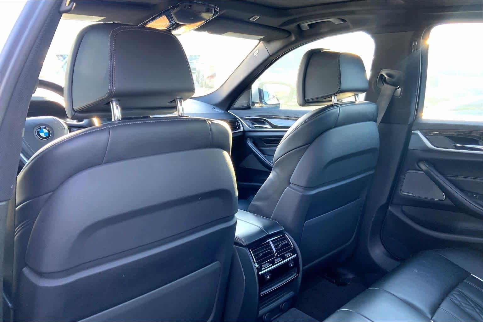 Thumbnail: 2017 BMW 5 Series - 12