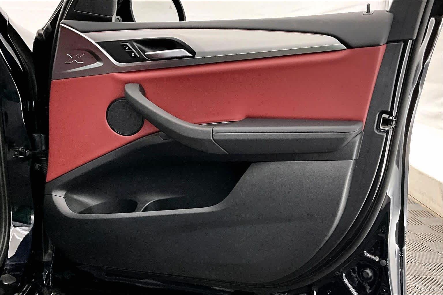 Thumbnail: 2023 BMW X3 - 28