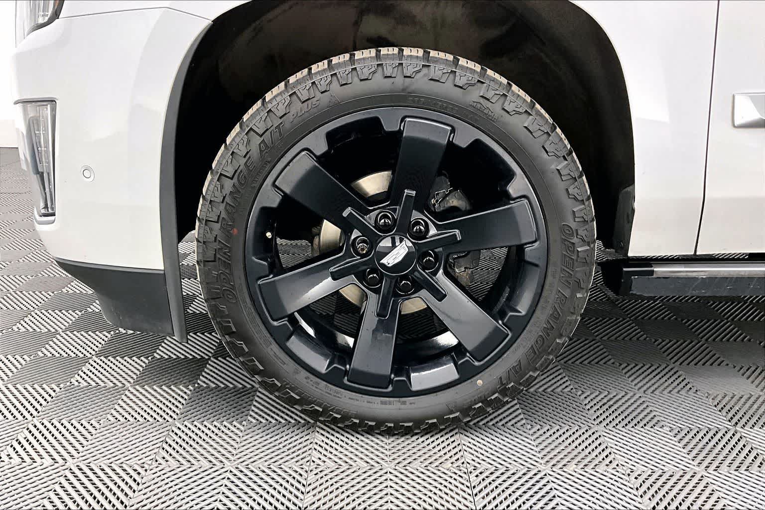 Thumbnail: 2020 Cadillac Escalade - 8