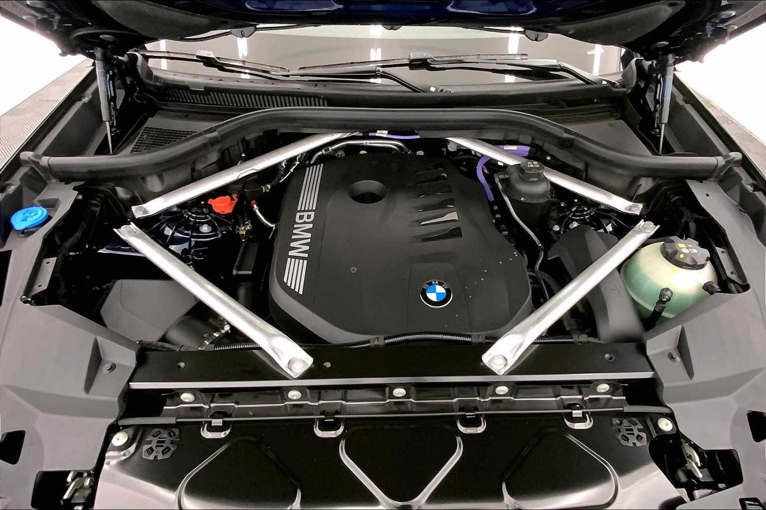 Thumbnail: 2026 BMW X5 - 9